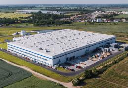 <p>D2 Logistics Park ("D2LP") is a 56,000 m2 modern industrial park for distribution and light manufacturing.</p>