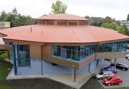 <p>The modern star-shaped building serves as a school canteen for thousands of students of the Hejčín Grammar Schoo</p>