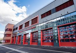 <p>The new building of the central fire station in Prague Holešovice serves 17 city districts and also participates</p>