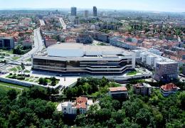 <p>Это самый крупный конгресс-центр в Чешской Республике и восьмое место по популярности в мире для проведения конф</p>