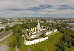 <p>Restored and reconstructed temple complex in the historical center of Kostroma.</p>