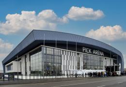<p>Sports hall completed in 2021 near the banks of the Upper Tisza in Szeged, Hungary.</p>