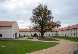 <p>As part of the revitalization of the agricultural yard in Rymice, which is part of the Kroměříž Museum, the buil</p>