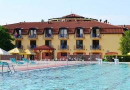 <p>Termální komplex s bazény pro rekreaci a odpočinek v obci Štúrovo, s komfortním hotelovým ubytováním a možnostmi</p>