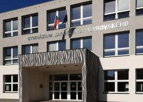 <p>В рамках реконструкции Пражской общеобразовательной гимназии Ярослава Гейровского и, в частности, модификации ку</p>