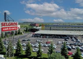 <p>Selgros in Brașov, Romania is a hypermarket with a range of food and non-food goods.</p>